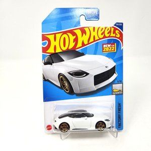 2022 Hot Wheels #124 NISSAN Z PROTO 1:64 Factory Fresh 5/10 Mattel (hw)